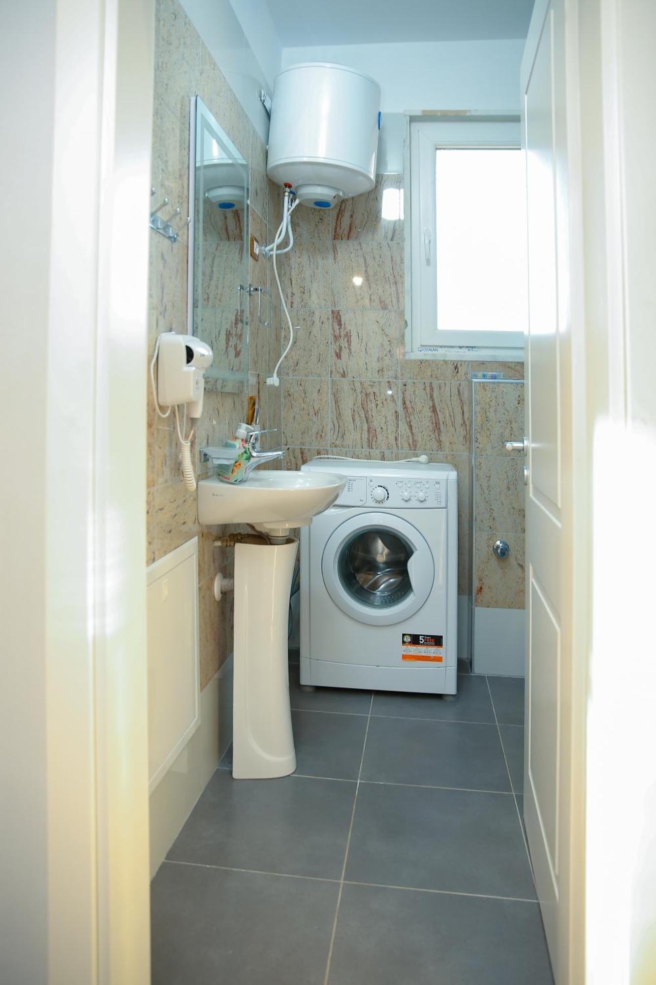 Fishta Apartments Q5 33 Velipojë المظهر الخارجي الصورة
